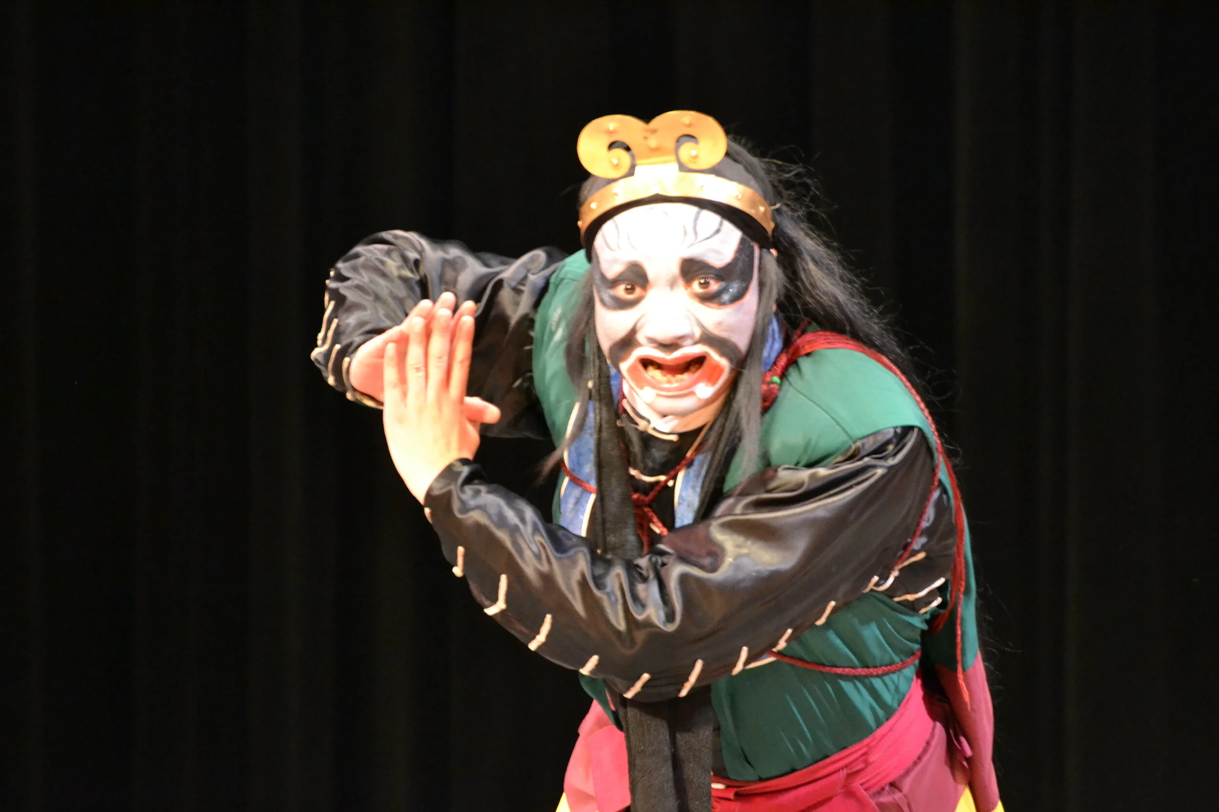 時代 くりぬき盆 遊鳥雲松紋 在銘 Journey to the West — Blog 3 — Kunqu Society of New York